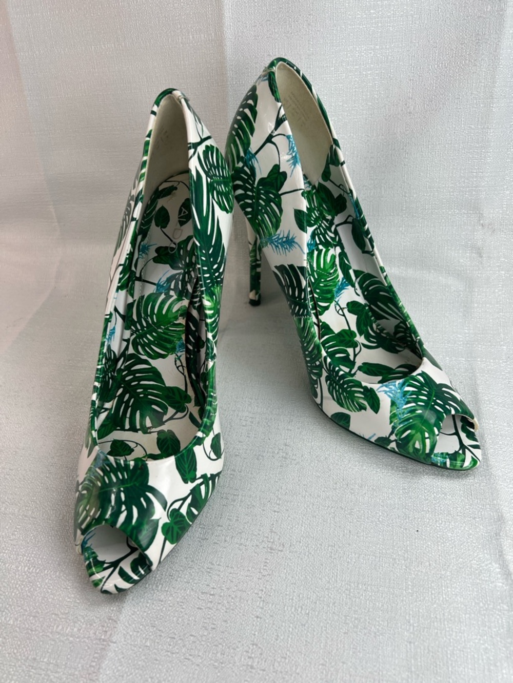 Aldo Laura pattern, 4 inch Pepto heels